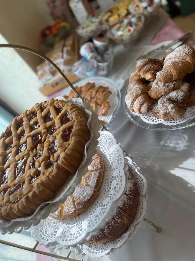 Hotel Liana 리미니 외부 사진