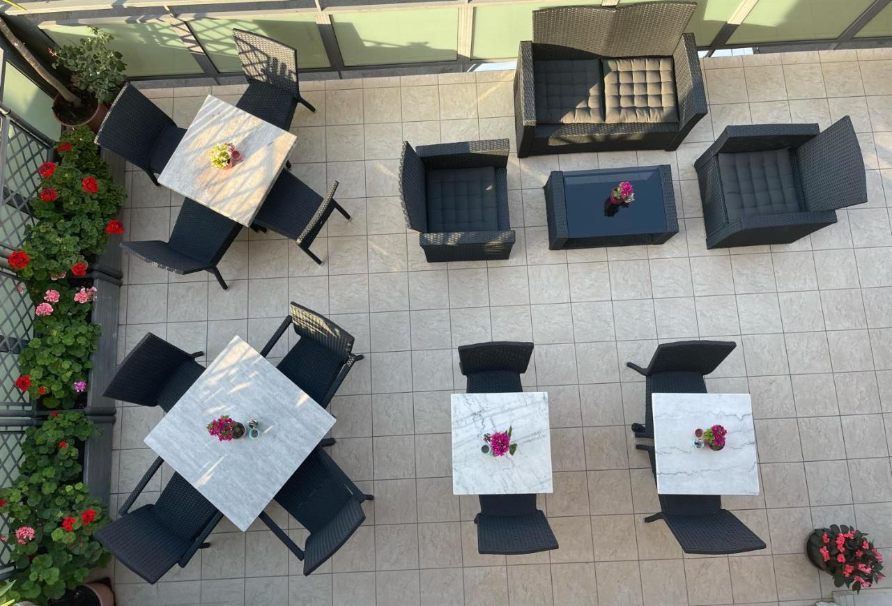 Hotel Liana 리미니 외부 사진