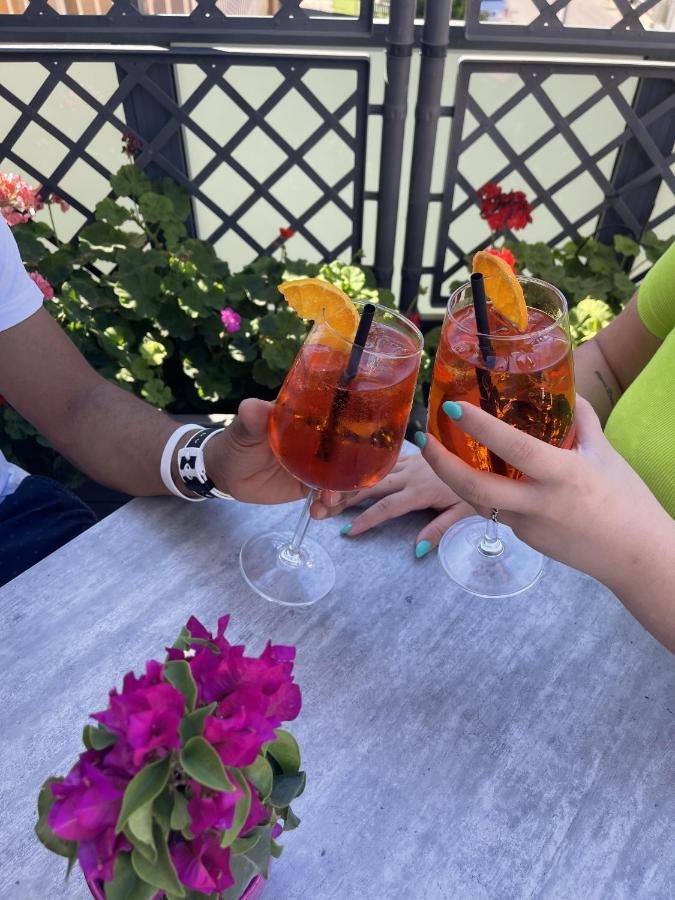 Hotel Liana 리미니 외부 사진